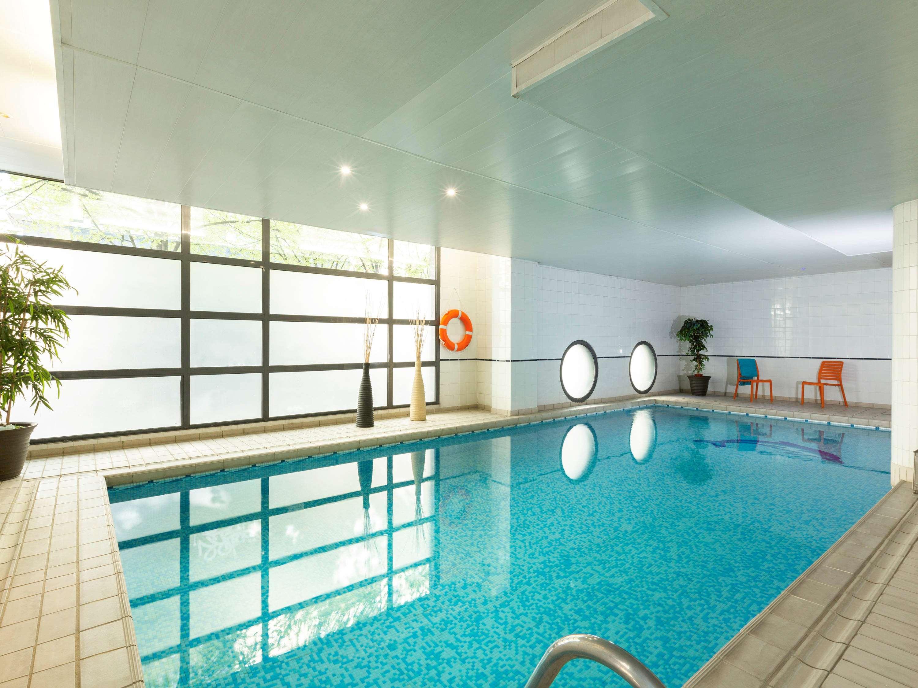 อะดาโจ แอคเสส ดีเฟนส์ วินซี อพาร์ตโฮเต็ล Aparthotel กูร์เบอวัวร์ ภายนอก รูปภาพ